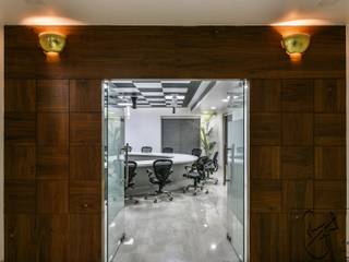 Office Project, Bilaspur, ES Designs ES Designs Phòng học/văn phòng phong cách hiện đại