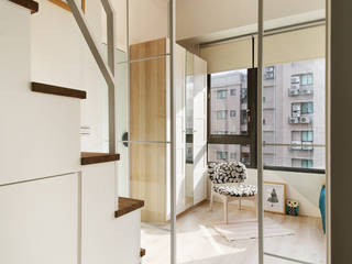 空間的中島核心 一葉藍朵設計家飾所 A Lentil Design Scandinavian style corridor, hallway& stairs