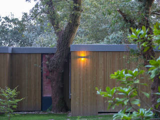 CASA MODULAR DE HORMIGÓN DE ISABEL & CÉSAR, ADDOMO ADDOMO Minimalist house