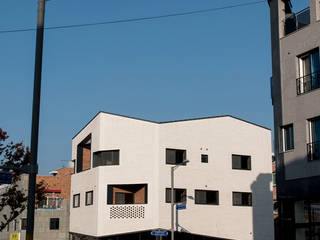 오리가미집_인천시 중구 운서동 3111-14 상가주택, AAG architecten AAG architecten Modern home