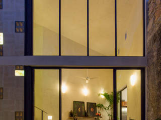 Casa RC80, Taller Estilo Arquitectura Taller Estilo Arquitectura 모던스타일 창문 & 문 창문