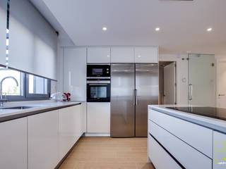 Piso en Bohadilla, Quadratura Quadratura Modern kitchen