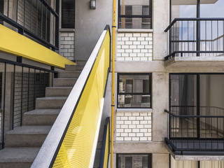ARCO Arquitectura Contemporánea Modern corridor, hallway & stairs