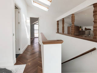 ERENKOY RESIDENCE, SOTO SOTO Scandinavian style corridor, hallway& stairs