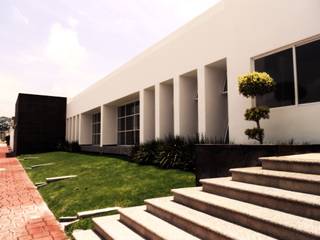 CLUB TRENTO, RIVERA ARQUITECTOS RIVERA ARQUITECTOS Modern houses