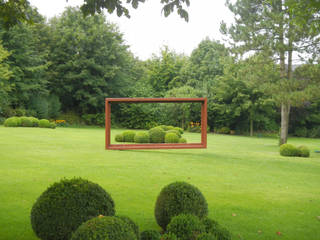 Mit Gelassenheit und Eleganz, 2kn architekt + landschaftsarchitekt Thorsten Kasel + Sven Marcus Neu PartSchG 2kn architekt + landschaftsarchitekt Thorsten Kasel + Sven Marcus Neu PartSchG Garten im Landhausstil Metall Grün