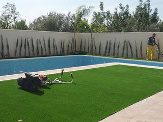 Instalación de Césped Artificial en chalet de la Pobla de Vallbona (Valencia), Arturf (Césped Artificial) Arturf (Césped Artificial) Moderne tuinen