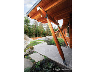 Solar Crest House, Helliwell + Smith • Blue Sky Architecture Helliwell + Smith • Blue Sky Architecture Moderne Häuser Holz
