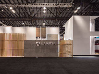 Stand Ventura , Local 10 Arquitectura Local 10 Arquitectura Spazi commerciali