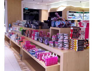 Kappé Drugstore, Schiphol, Bleeker Concepts Bleeker Concepts 商业空间