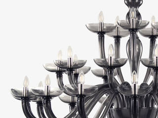 Lampadari classici vetro Murano: le nuove collezioni Timeless all'insegna dell'eleganza e dell'essenzialità, MULTIFORME® lighting MULTIFORME® lighting Вітальня