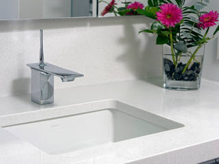 Contemporary Washington, DC Condominium Renovation, BOWA - Design Build Experts BOWA - Design Build Experts Modern bathroom