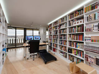 Contemporary Washington, DC Condominium Renovation, BOWA - Design Build Experts BOWA - Design Build Experts مكتب عمل أو دراسة