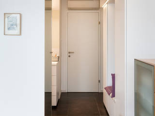 Schrank Plus, cy architecture cy architecture Moderne Schlafzimmer