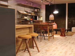 P社 OFFICE Interior Design, コト コト Study/officeChairs Wood Wood effect