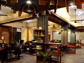 Unboxed coworking, Chaukor Studio Chaukor Studio Commercial spaces