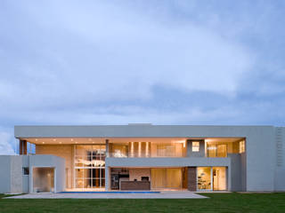 Residência em Brasília, Rosset Arquitetura Rosset Arquitetura Modern houses