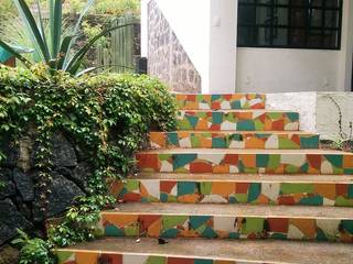 Casa Tigridia, Paisaje Radical Paisaje Radical Jardines de estilo rústico Concreto Multicolor