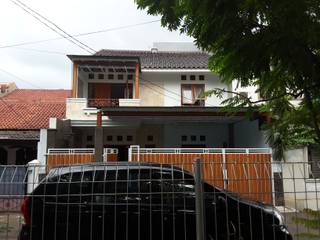 Renovasi Rumah Taman – Slipi . Jakarta Barat, Vaastu Arsitektur Studio Vaastu Arsitektur Studio Rumah Gaya Eklektik