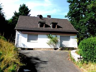 Landhaus mit Weitblick Bj. 1950, Umbau und energetische Sanierung zum KfW-Effizienzhaus, Projekt in Arbeit, pickartzarchitektur pickartzarchitektur Casas de estilo rural Piedra