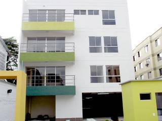 Edificio Aguadulce, ARKETIPO diseño + construccion ARKETIPO diseño + construccion Minimalist houses