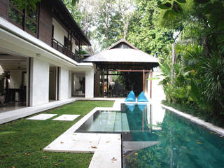 Halekulani Villa, Seminyak Bali Indonesia, Credenza Interior Design Credenza Interior Design مسبح
