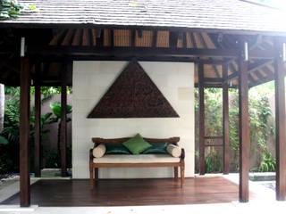 Halekulani Villa, Seminyak Bali Indonesia, Credenza Interior Design Credenza Interior Design ระเบียง, นอกชาน ไม้