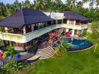 Delmara Villa, Soka Tabanan Bali , Credenza Interior Design Credenza Interior Design Pareti & Pavimenti eclettiche