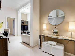 Ristrutturazione Quartiere Trieste-Parioli, MakeUp your Home MakeUp your Home Modern corridor, hallway & stairs