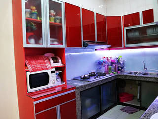 Red Kitchen, The GoodWood Interior Design The GoodWood Interior Design Modern kitchen