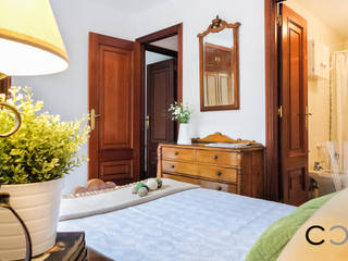 Home Staging en el piso de la Abuela para vender, CCVO Design and Staging CCVO Design and Staging Classic style bedroom Green