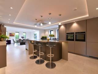 Mr & Mrs Horsburgh, Diane Berry Kitchens Diane Berry Kitchens Cucina moderna