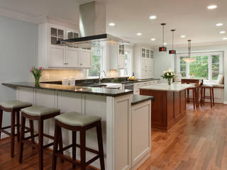 First Floor and Outdoor Living Transformation in Vienna, VA, BOWA - Design Build Experts BOWA - Design Build Experts مطبخ