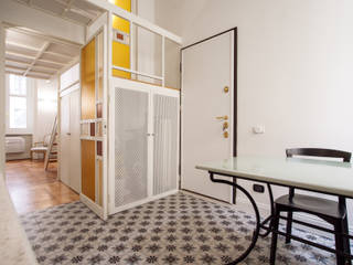 Chantal Forzatti architetto Couloir, entrée, escaliers modernes Multicolore