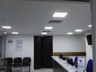 Remodelación IPS Hernán Ocazionez -Clínica Medellín-, INGECOSTOS S.A.S. INGECOSTOS S.A.S. Комерційні приміщення Залізобетон