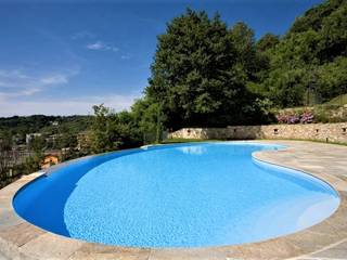 Piscina con sfioro infinito, Mirani Sas Mirani Sas Classic style pool