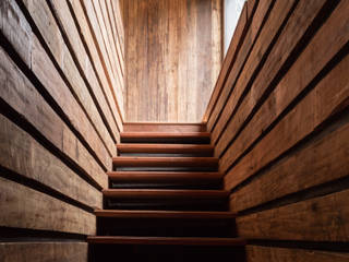 Cabaña Tunquen, Dx Arquitectos Dx Arquitectos Rustic style corridor, hallway & stairs