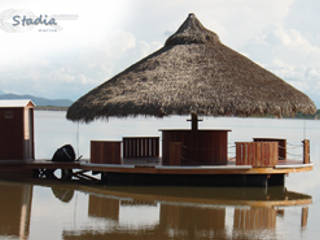 bar flotante, Stadia Marina Stadia Marina Espacios comerciales Madera Acabado en madera