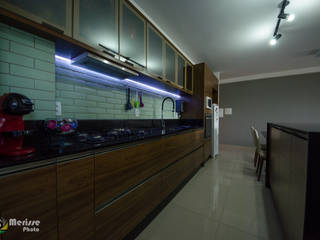 Cozinha RE, E Arquitetura e Interiores E Arquitetura e Interiores Cozinhas modernas