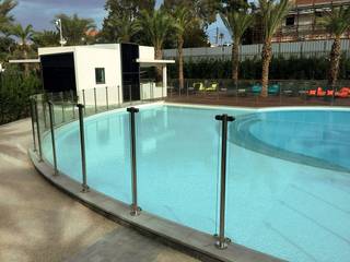 Clôture de piscine en verre, Inoxkit Inoxkit Hồ bơi phong cách hiện đại