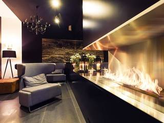 The Perfect Indoor Fireplace Solution, Spacio Collections Spacio Collections Вітальня Залізо / сталь Чорний