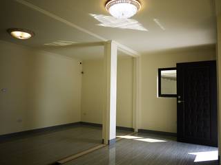 客製化的移動宅, 築地岩移動宅 築地岩移動宅 Asian style corridor, hallway & stairs