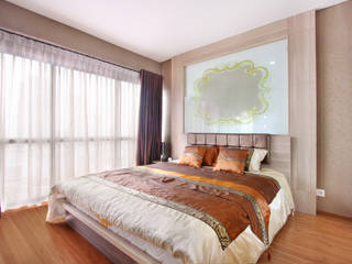 Interior Apartemen Tamansari Semanggi, SAKA Studio SAKA Studio モダンスタイルの寝室