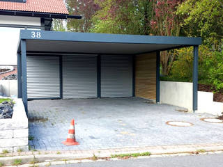 Stahlcarport mit Geräteraum, Carport-Schmiede GmbH & Co. KG - Hersteller für Metallcarports und Stahlcarports auf Maß Carport-Schmiede GmbH & Co. KG - Hersteller für Metallcarports und Stahlcarports auf Maß Posto auto coperto Ferro / Acciaio