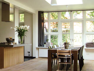 Modernisierung und Wohnraumerweiterung Wohnhaus Amersfoort (NL) , Resonator Coop Architektur + Design Resonator Coop Architektur + Design Classic style dining room