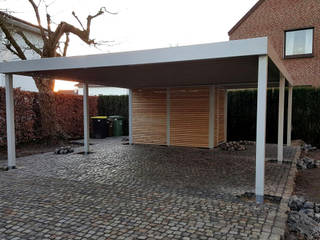 Doppelcarport mit Geräteraum, Carport-Schmiede GmbH & Co. KG - Hersteller für Metallcarports und Stahlcarports auf Maß Carport-Schmiede GmbH & Co. KG - Hersteller für Metallcarports und Stahlcarports auf Maß Posto auto coperto Ferro / Acciaio