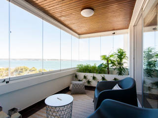 Apartamento c/ 1 quarto - Paço de Arcos, Oeiras, Traço Magenta - Design de Interiores Traço Magenta - Design de Interiores Balcones y terrazas de estilo moderno