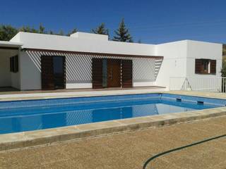 CASA prefabricada en Badajoz, MODULAR HOME MODULAR HOME Modern Pool
