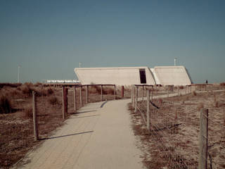 ALOHA | SURF BAR, HUGO MONTE | ARQUITECTO HUGO MONTE | ARQUITECTO Minimalist study/office Concrete