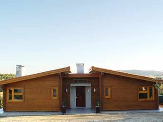 RUSTICASA | Casa en Dagorda | Cadaval, RUSTICASA RUSTICASA Casas de madera Madera maciza Multicolor